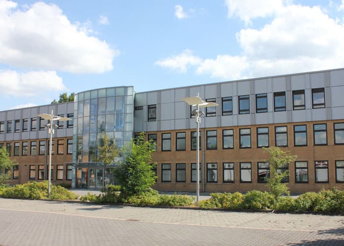 Bürocenteranlage mit Fahrstuhl, Lilienthalstraße 1 in Hannover